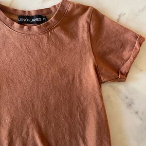 Lenox James basic tee in pumpkin. Size 3T